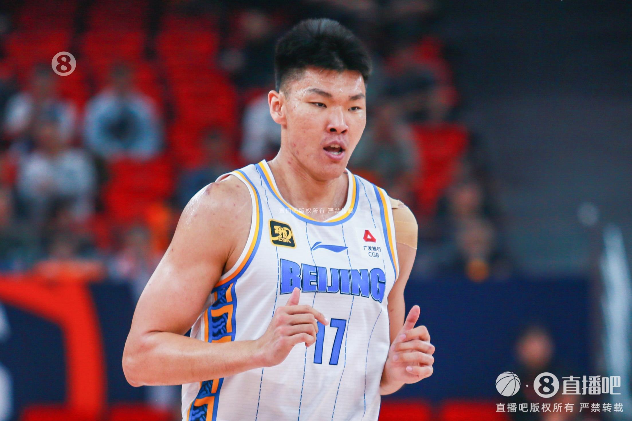 進攻端把握機會不錯！范子銘10投7中貢獻16分3助攻