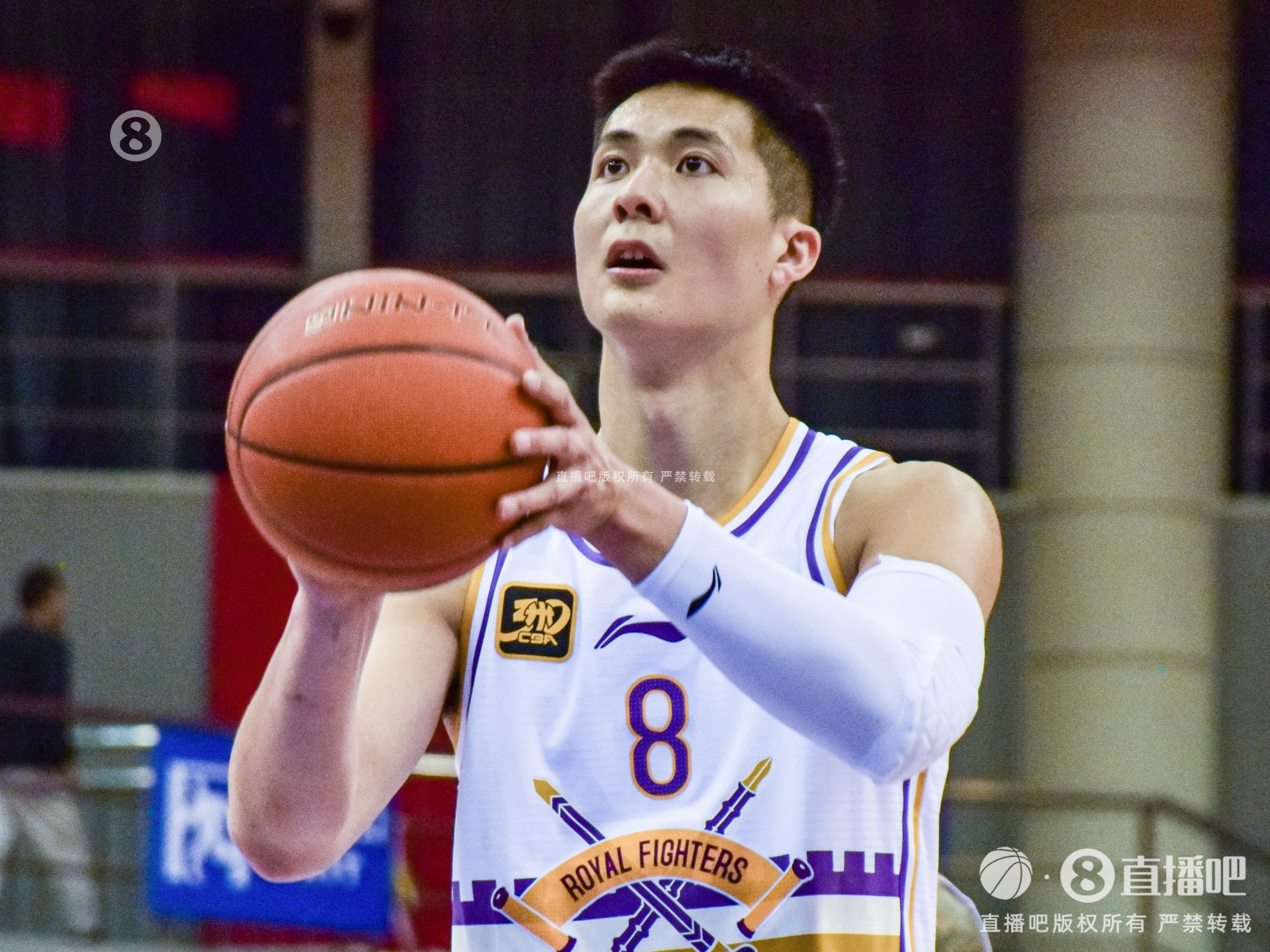 拼盡全力！朱松瑋11中9拿到22分4板6助 三分6中4